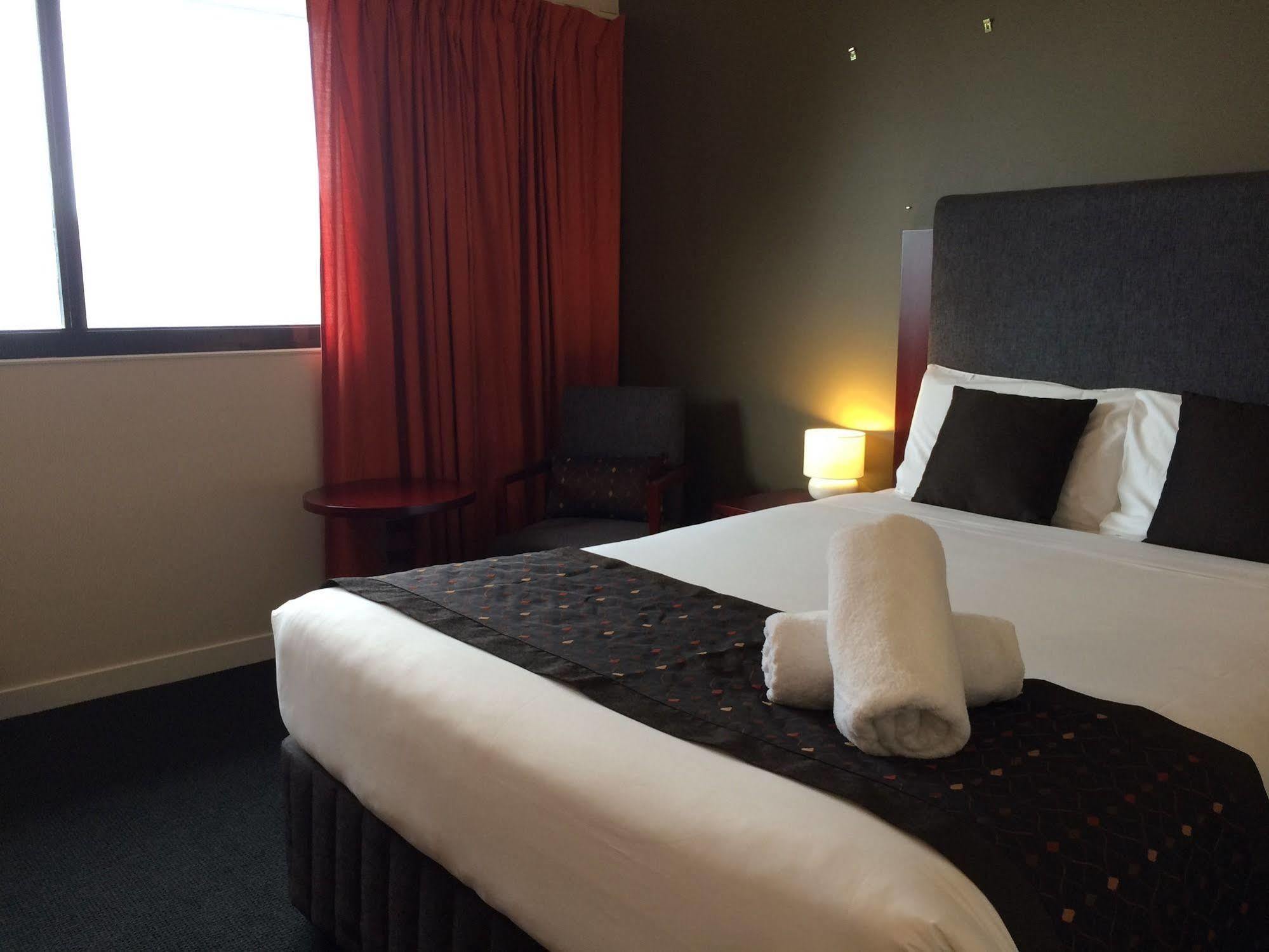 Madison Plaza Townsville Exterior photo